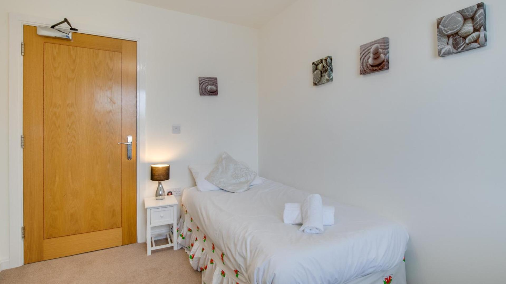St Stephens Court, Marina Holiday home Swansea